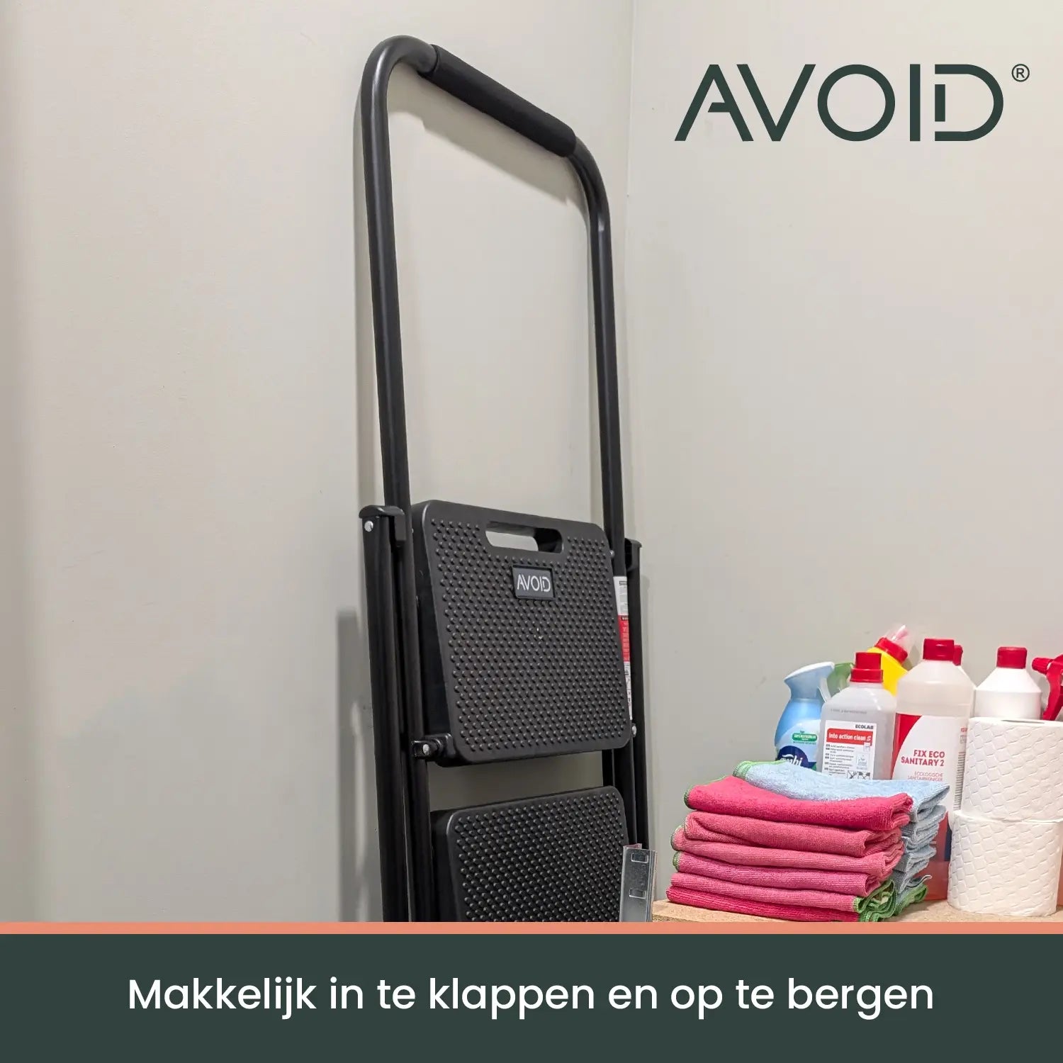 AVOID Huishoudtrap – Keukentrap Opstapkrukje – Inklapbare Trapladder – Zwart – Veilig & Stabiel Avoid