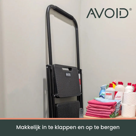 AVOID Huishoudtrap – Keukentrap Opstapkrukje – Inklapbare Trapladder – Zwart – Veilig & Stabiel Avoid