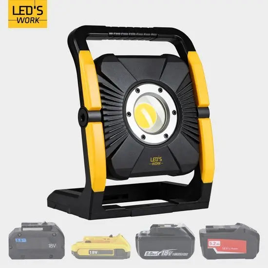 LED's Work 18V Acculamp Werklamp - Incl Adapters - LED Werklamp 5000lm – Klasse 3 • IP54 • IK08 • Dimbaar • Compatibel met Makita, Bosch, DeWalt & Metabo LED.nl