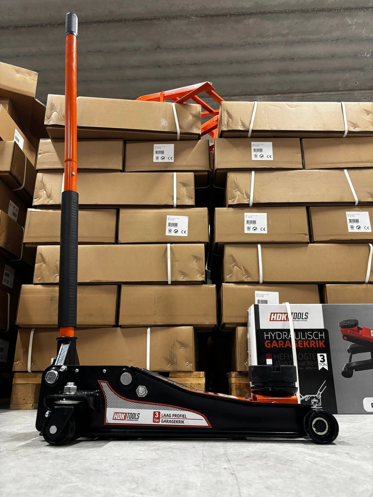 Garagekrik 3 ton extra laag | GRATIS PAD 40mm | 83mm - 505mm hoogte | dubbele plunjers | snelle hefboom - Top - Tools.nl